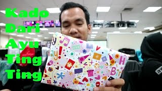 Dapat Hadiah Dari Ayu Ting Ting Dapat Hadiah Dari Ayu Ting Ting