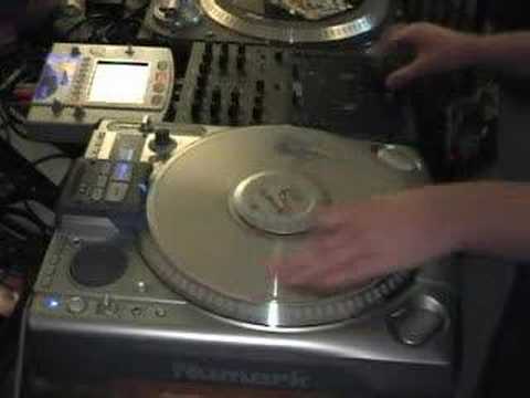 TRAILER DJ SPAIG ON NUMARK HDX APRIL 2007