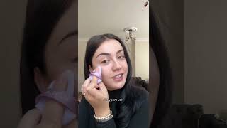 Pudrayı Bitirmek Için Olabildiğince Her Yere Sürüyorum