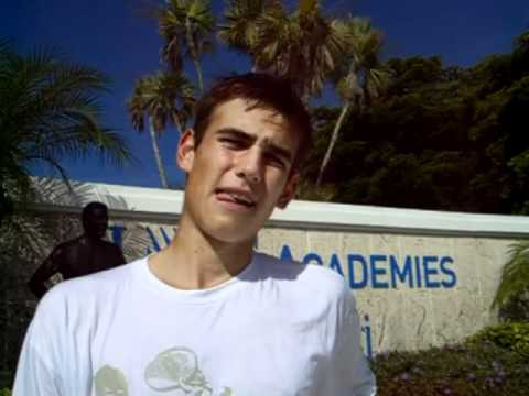 Filip Gresk trenuje w IMG Nick Bollettieri Tennis Academy