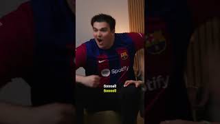😱 Imagine You're Celebrating A Barça Goal And This Happens @Philipstv  #Ambilighttv 🤝 👀