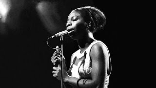 Watch Nina Simone This Years Kisses video