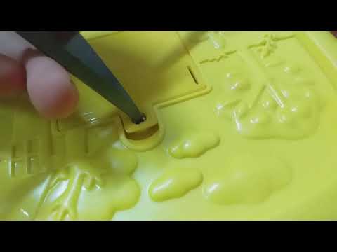 How to open screw without screw driver