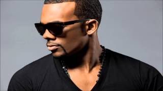 Watch Mario Kiss You video