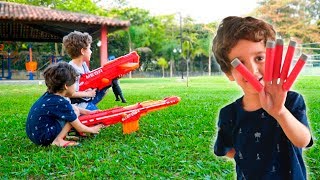 Paulinho E Toquinho Brincam De Vender Nerf E No Parquinho Para Crianças Paulinho E Toquinho Brincam De Vender Nerf E No Parquinho Para Crianças