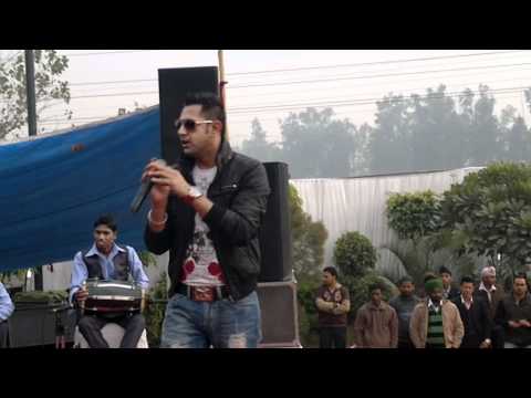 Gippy Grewal LIVE Taweetan wale and hathiyar