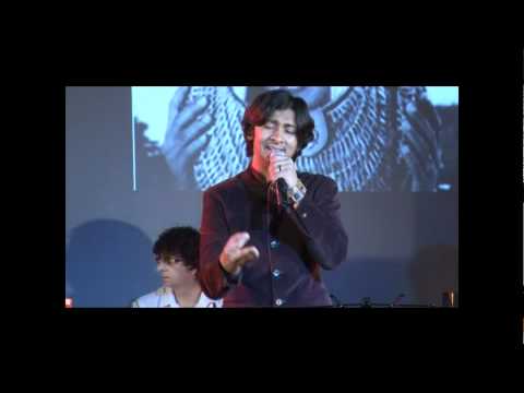 Hum Bekhudi Mein Tum Ko Pukare Live