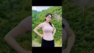 Gadis Kacamata Memang Hot - Kecil Tapi Besar