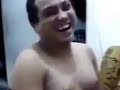 Mujer grabada desnuda