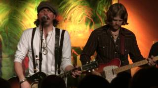 Watch Micky  The Motorcars Love Is Where I Left It video