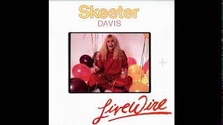 Watch Skeeter Davis Sweet Dreams video