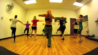 Pam Pam - Wisin & Yandel Zumba With Mallory Hotmess