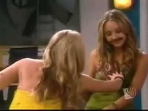 Amanda Bynes and Jennie Garth sexy fight and boob grab