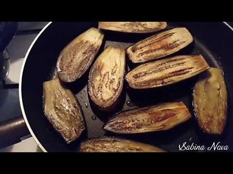 Икра из баклажанов Самый вкусный и простой рецепт. Икра из баклажанов Самый вкусный и простой рецепт.