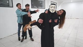 GAME MASTER STOLE MY GIRLFRIEND!