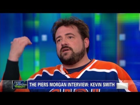 Kevin Smith supports gay rights and defends his brother Stay out of my 