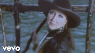 Watch Pam Tillis The River And The Highway video