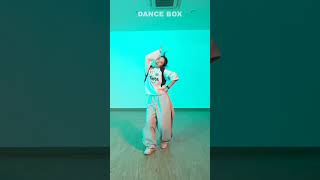 Newjeans 뉴진스 - Omg Dancecover Yoonz