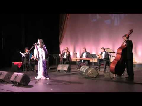 Nidal Ibourk- نضال تغني ليلى مراد- حيرانة ليه