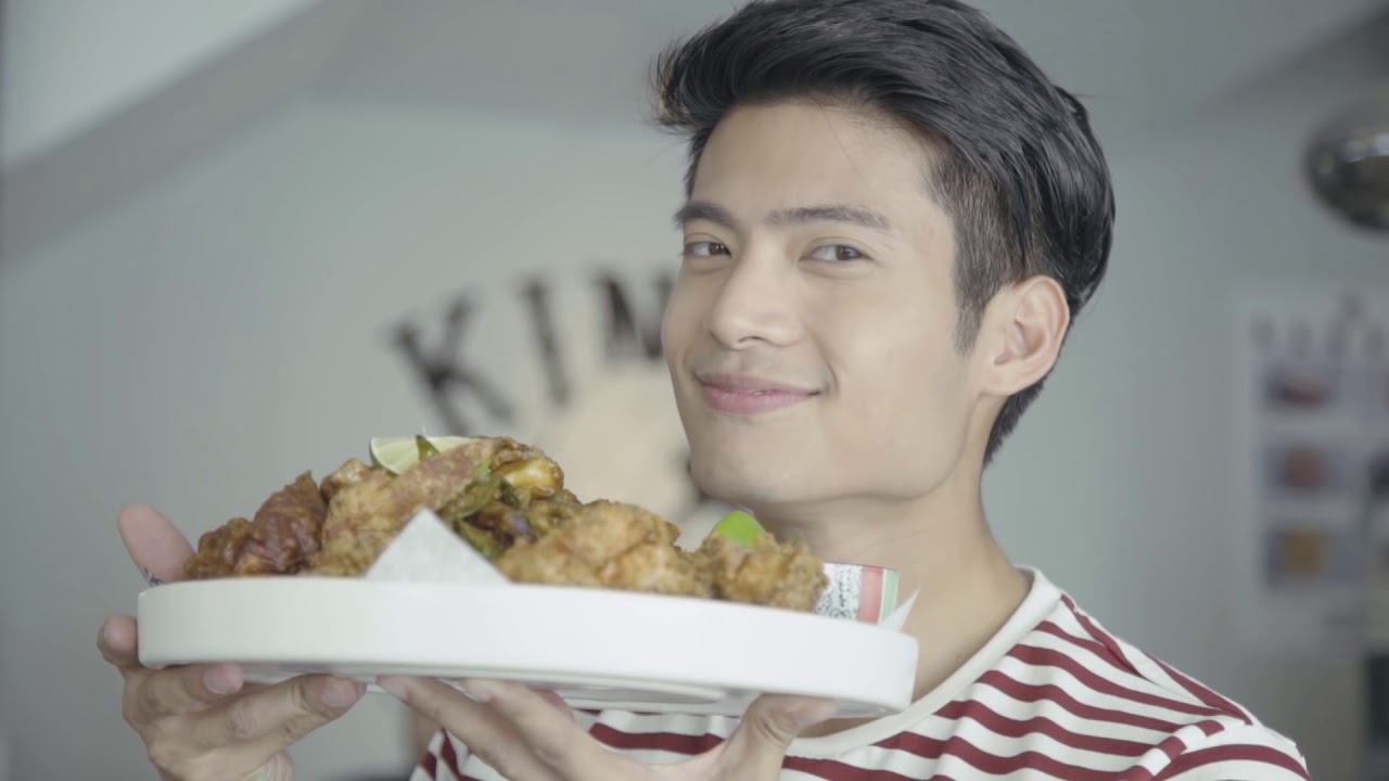 FOOD-TRIPPING IN SINGAPORE WITH MIKAEL DAEZ AND BJORN SHEN