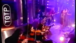 Watch Belinda Carlisle Love In The Key Of C video