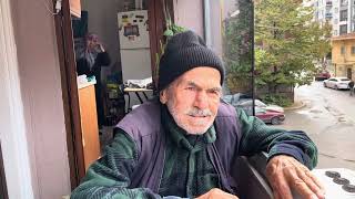 Kralim Herşeye Bi̇r Bakiş Açisi Mutlaka. Var Bazen Kral Gi̇bi̇ Olmak İsti̇yorum