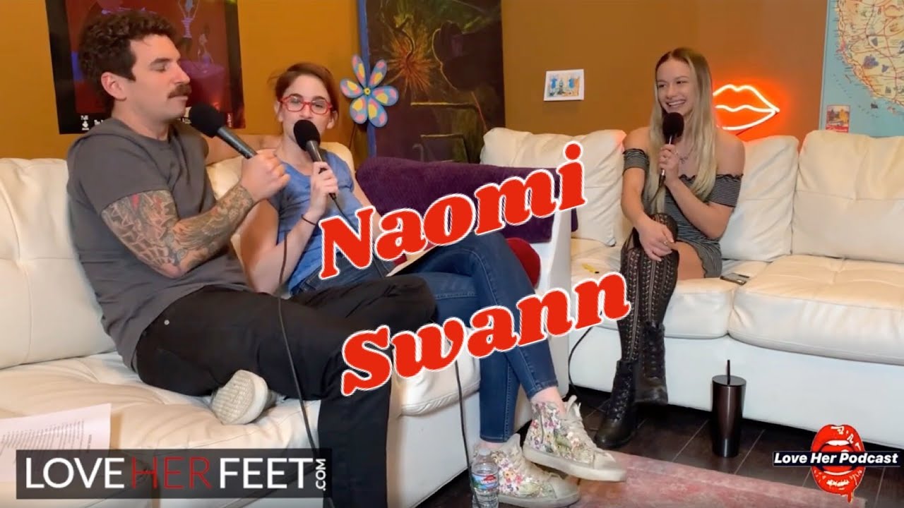 Naomi swann brutal face trampling