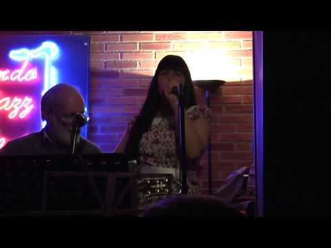 ALBORES BAND con NATALIA DEL MAR - SABOR A MI