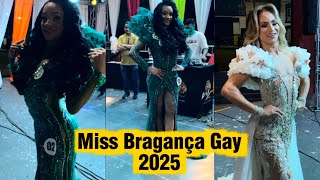 As Modelos Hilary Calandrine E Welyda Velasco Desfilando No Concurso De Beleza Miss Bragança