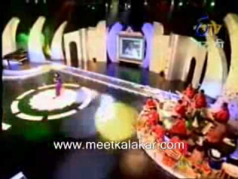 Amruta Natu presents Phulale Re