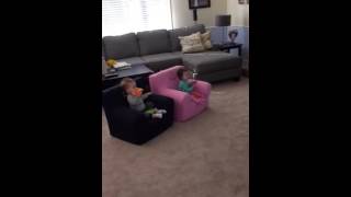 Watching Bubble Guppies 2 - 4216