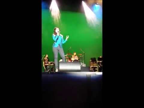Shreya Ghoshal- Yeh Zindagi Usi Ki Hain( Anarkali) live in Holland...