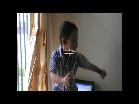 YUVRAJ BHAMBRA DANCING ( AAYA MAIN GADDI MOR KE )