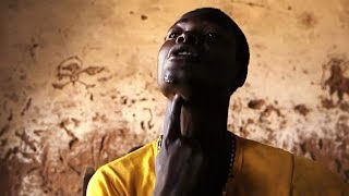 Müslüman adamı önce yaktılar ardından yediler - BBC TÜRKÇE