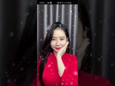 Áo dài đỏ bigo