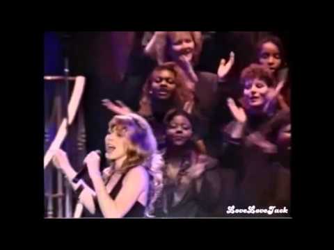 Beyonce vs Mariah Carey Live VOCAL BATTLE (Bb2 - Eb6)