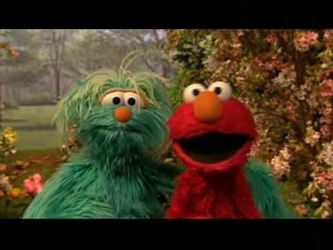 Happy Birthday Elmo Pictures. Elmo Sends Birthday Wishes to