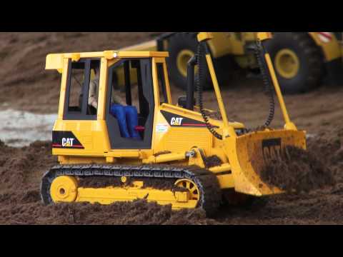RC Bruder Cat Dozer EXCAVATOR ΕΚΣΚΑΦΕΑΣ EXCAVADORA ショベル...