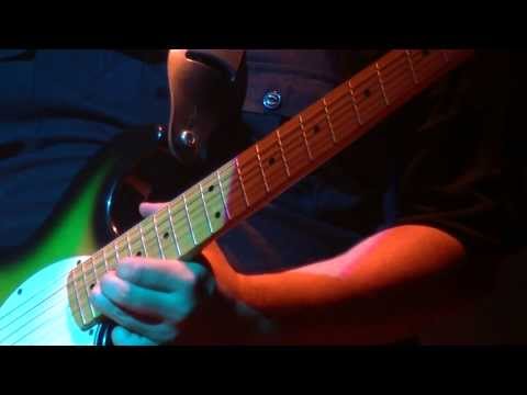Robert Cray - Phone booth (Big Mama blues band)