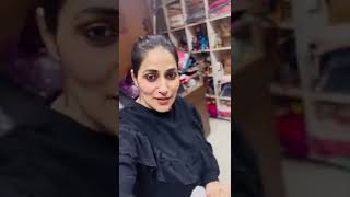 Abh Saree Kay Blouses Ke Tension Khatam