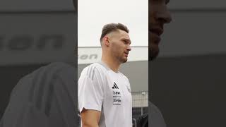 t-yIm_TbSbM Video Image