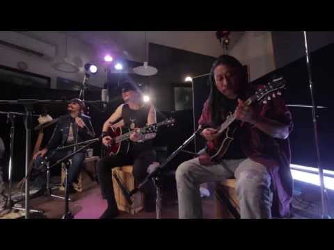 คาราบาว - รักราดแกง (Official Music Video) thumb