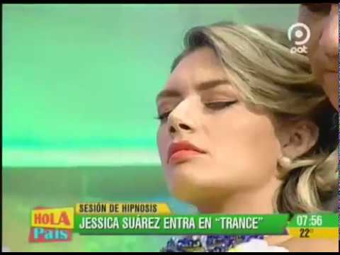 Germán Pineda Hipnotiza a Jessica Suarez en Hola PaÃs, Santa Cruz