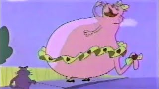 Macro Female Cat Noms & Burps Es S05E13A