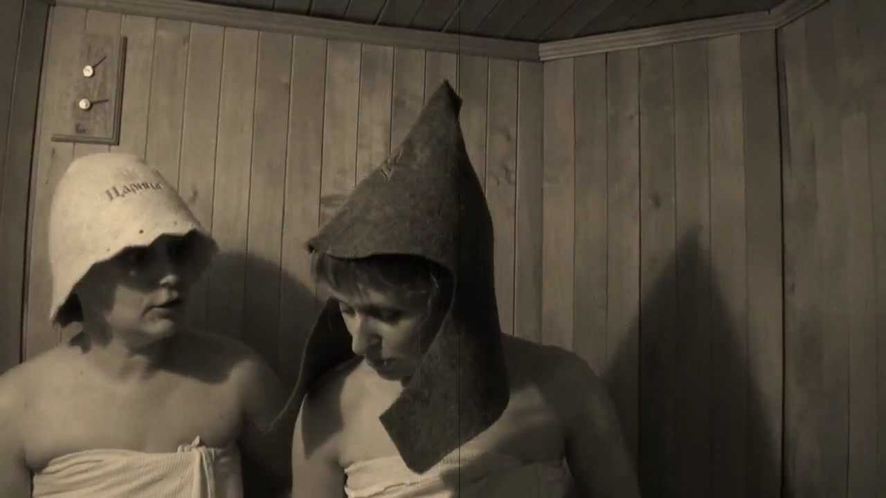 Скрытое видео из женской бани