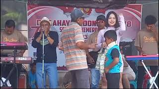 Om Lepzoremix Dinding Pemisahadellena Fitrilive Bo Megawon Kudus