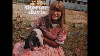 Watch Skeeter Davis Down The Road video