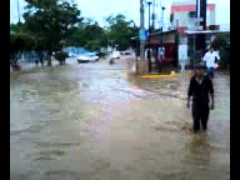 Inundación En Acapulco, Bulevar Vicente Guerrero Inundación En Acapulco, Bulevar Vicente Guerrero