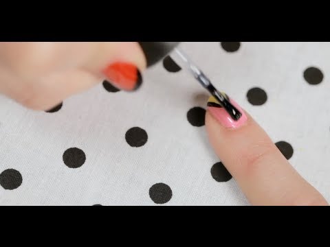 Learn how to create neon swan nail art designs in this nail art tutorial