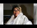 Aretha Franklin, "Queen of Soul," dies at 76